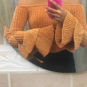 Forever21 off the shoulder velvet sweater